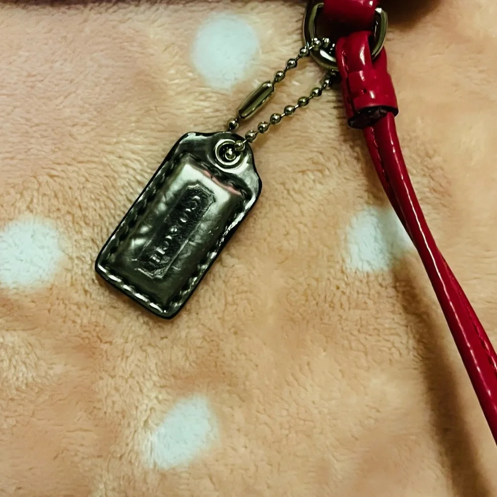 (As is)Coach Pink and Cream Wristlet - Picture 5 of 5
